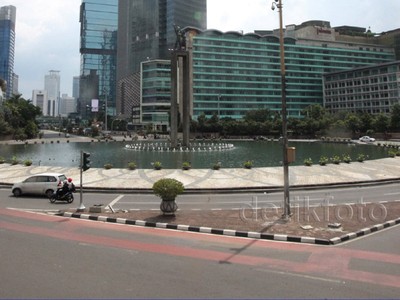 Pasca Ledakan, Thamrin Lengang