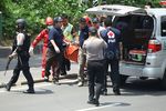Korban Ledakan di Pospol Sarinah Dievakuasi