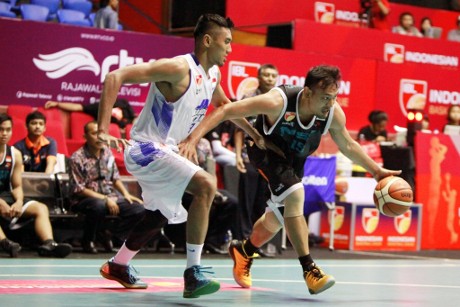 Teror di Jakarta, IBL di Senayan Jalan Terus