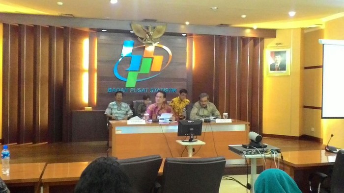 Upah Buruh Tani Hingga Pembantu Turun di Desember 2015