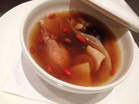 Double Boiled Chicken Soup with Hoisom, Fish Mau Sliced Abalone Clam and Chinese Herb jadi pilihan hidangan berkuah. Sajian ini bisa menambah energi karena pemakaian herba khas China.