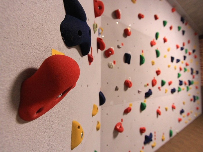 Cuma di Jepang, Karaoke Sambil Panjat Tebing