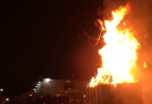 Upacara Bakar Setan di Amerika Tengah