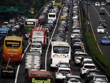 Rem Efek Rumah Kaca dari Asap Kendaraan, Ini Rekomendasi WALHI