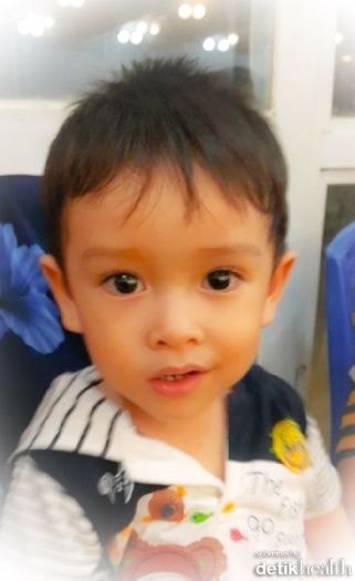 Elroy Miracle Hasugian