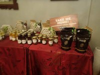 Saat mau pulang, kita bisa membeli buah tangan berupa kopi atau minuman khas Filipina. Tertarik ke sana? (Niken Widya Yunita/detikTravel)
