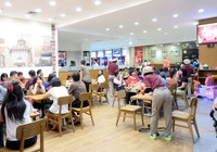 Berada di AEON Mall, Sukiya Gyudon bisa jadi pilhan tepat saat lapar melanda. Aneka rice bowl bertopping daging sapi dan ayam bisa jadi pilihan.