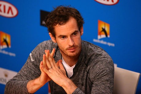 Murray kepada Istrinya yang Hamil Besar: Aku Segera Pulang