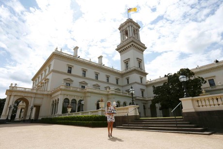 Rayakan Gelar Juara, Kerber Berenang di Sungai Yarra