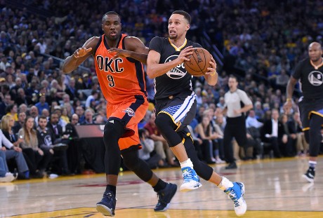 Kalahkan Thunder, Warriors Koleksi Kemenangan ke-41