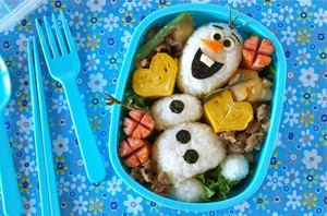 Bentuk Bekal Jadi Olaf dan Cinderella Agar Anak Melahap Habis