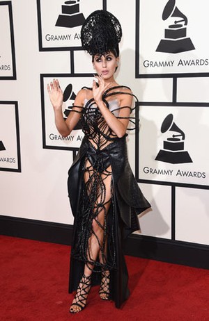 Gaya 8 Selebriti yang Masuk Daftar Busana Terburuk di Grammy Awards 2016