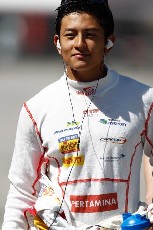 Rio Dikabarkan Berbagi Kursi, Ibunda: Diusahakan Membalap Penuh