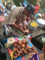 Seperti Ini Pasar Apung di Thailand