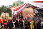 Ketika Walikota Bogor Diarak Naik Reog Ponorogo di Acara Cap Go Meh