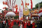 Saat Barong Landung & Ogoh-Ogoh Ikut Diarak di Acara Cap Go Meh