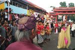 Saat Barong Landung & Ogoh-Ogoh Ikut Diarak di Acara Cap Go Meh