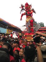Saat Barong Landung & Ogoh-Ogoh Ikut Diarak di Acara Cap Go Meh