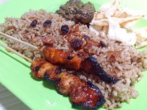 Nasi Kebuli MaIdah: Gurih Semerbak Nasi Kebuli Ayam