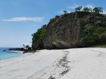 Melihat Indahnya Pantai di Alor dari Ketinggian