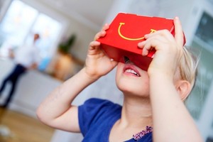 Kemasan Happy Meal McD Swedia Bisa Diubah Jadi Kacamata Virtual