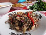 Pedas Gurih Tumis Jengkol Dicocol dengan Sambal Gledek!