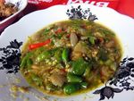 Pedas Gurih Tumis Jengkol Dicocol dengan Sambal Gledek!