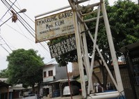 Mpok Kuni berada di Gg. Ismail Kota Tangerang.
