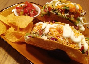 Gonzos: Mencoba Dory Tacos dan Chicken Enchiladas Gaya Meksiko