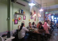 Ada di kawasan Kemang, Soulfood by Nanduto bisa jadi destinasi keluarga untuk mencicip hidangan tradisional enak.