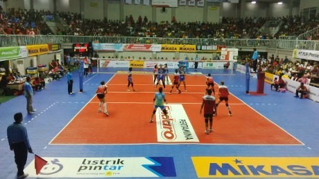 Surabaya Samator dan Pertamina Energi Juara Putaran I