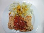 Nyam! Enaknya Ngemil Tortilla dengan Saus Salsa dan Keju