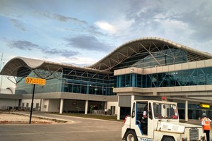 Bandara Jambi yang Bertema Alam Liar, Keren dan Bikin Nyaman!