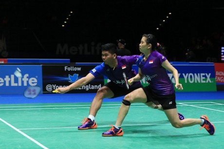 Tumbangkan Zhang Nan/Yunlei, Praveen/Debby Jejak Final