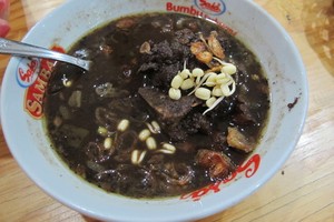 Yuk, Cicipi Rawon Gurih Hangat di 6 Rumah Makan Ini