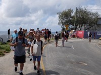 Beginilah keramaian Snapper Rocks kala perhelatan Quiksilver Pro dimulai. Piala dunia Surfing ini sendiri, diikuti oleh 32 peselancar pria dan 17 peselancar wanita (Afif/detikTravel)