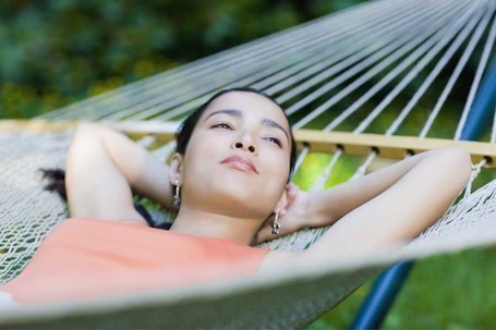 Tips Asyik Liburan Akhir Pekan Walau Tak ke Luar Kota