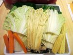 Slurpp! Segarnya Hotpot Berkuah Tom Yum di KoenoKoeni