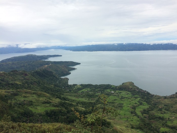 Ini Tempat Terbaik Melihat Danau Toba