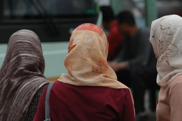 10 Negara di Dunia yang Kurang Ramah Untuk Traveler Muslim