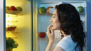 Ini Sebabnya Anda Cepat Lapar Meskipun Sering Makan