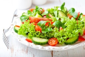 Kalau Ingin Punya Kulit Cerah dan Mulus, Jangan Malas Makan Sayuran