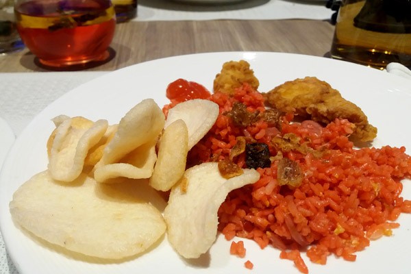 Nasi Goreng Merah Khas Makassar yang Bikin Goyang Lidah