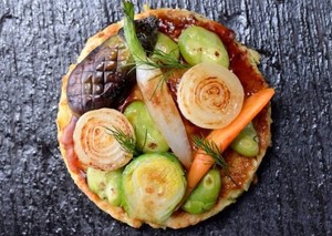 Restoran ini Buat Okonomiyaki Versi Baru dengan Topping Sayuran