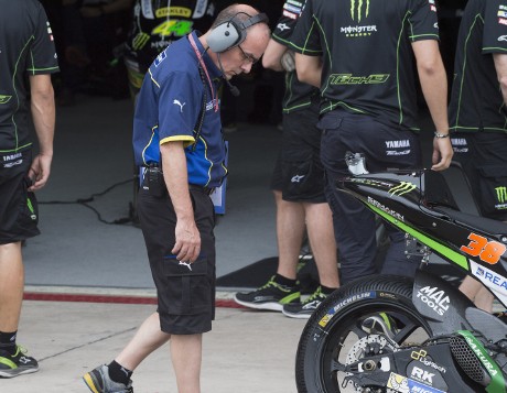 Lorenzo Masih Risaukan Ban