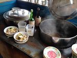 Mencoba Soto Mie Hangat dengan Isian Komplet Racikan Teh Usy
