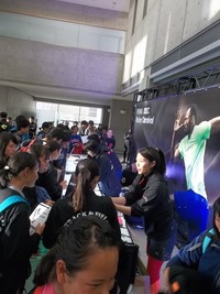 Suasana saat pendaftaran ulang. Puma Disc Relay Carnival diadakan di Osaka pada 5 April 2016. Lebih dari 300 orang mendaftarkan diri secara online tanpa dipungut biaya.