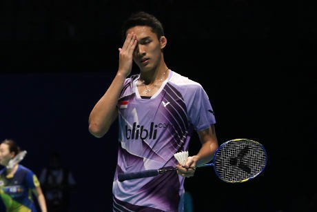Jonatan Dihentikan Chen Long di Semifinal