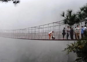 3 Jembatan Mengerikan di China