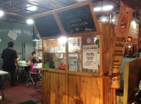 Berslogan Rempahnya Juara Gan!, Nasgor Juragan punya andalan nasi goreng rempah. Lokasinya berada di Jl. Margonda Raya, Depok.